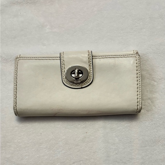 Coach Handbags - Coach Buttery Soft Leather Turn Lock Wallet EUC